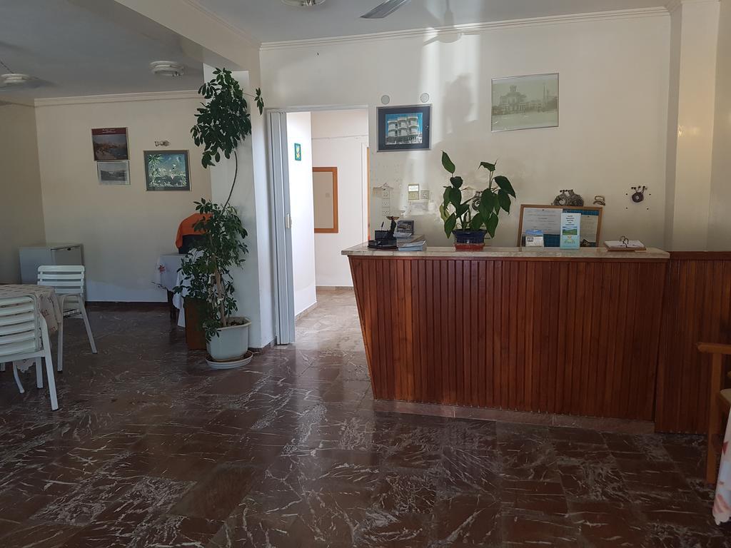 Pansion Marousa Methana Ngoại thất bức ảnh